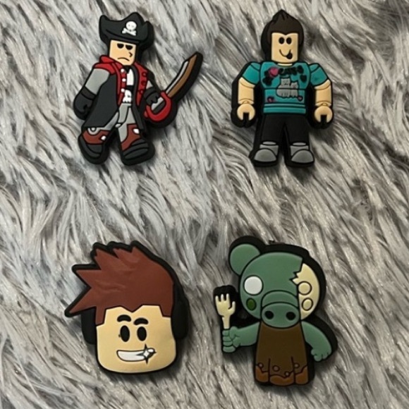 Roblox Croc Charm Set - Picture 1 of 1